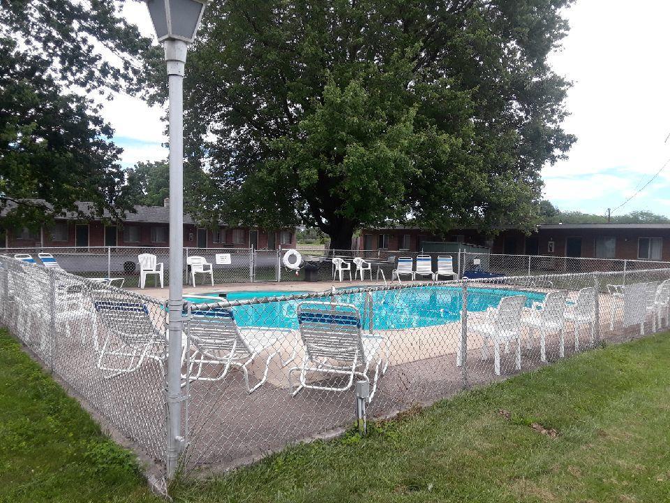 Maples Motel Sandusky Ngoại thất bức ảnh